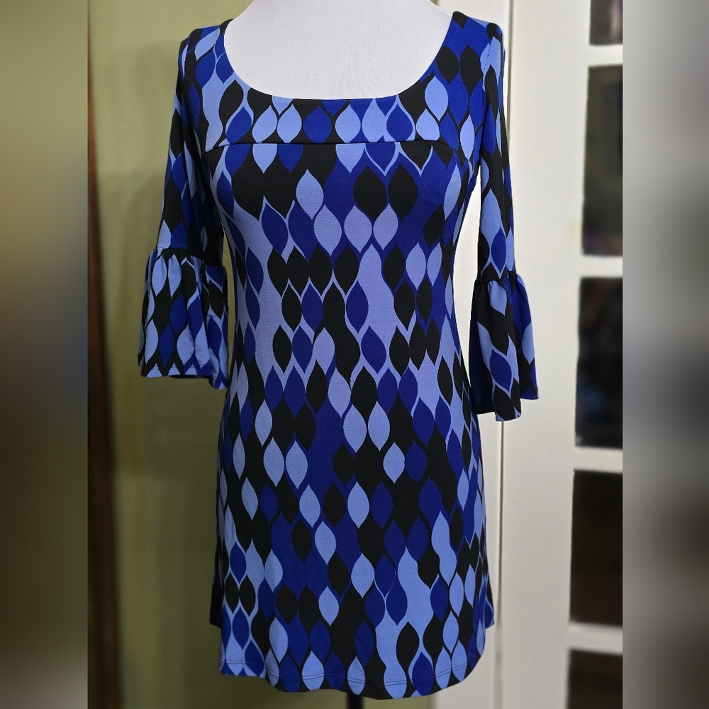 💕Cute Dress 💕 - Picture 3 of 8